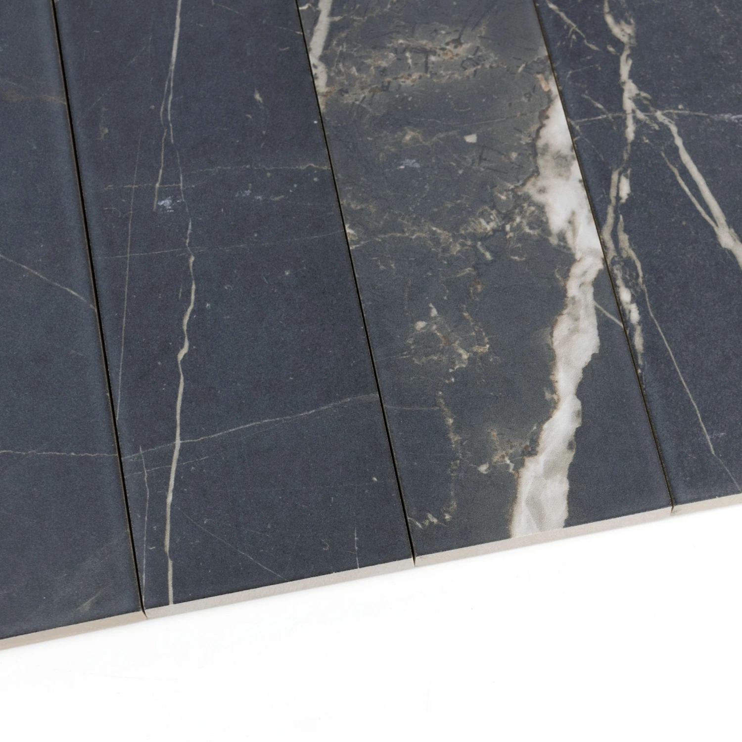 Leonardo Nero Tile 4 Leonardo Nero Tile - Image 4